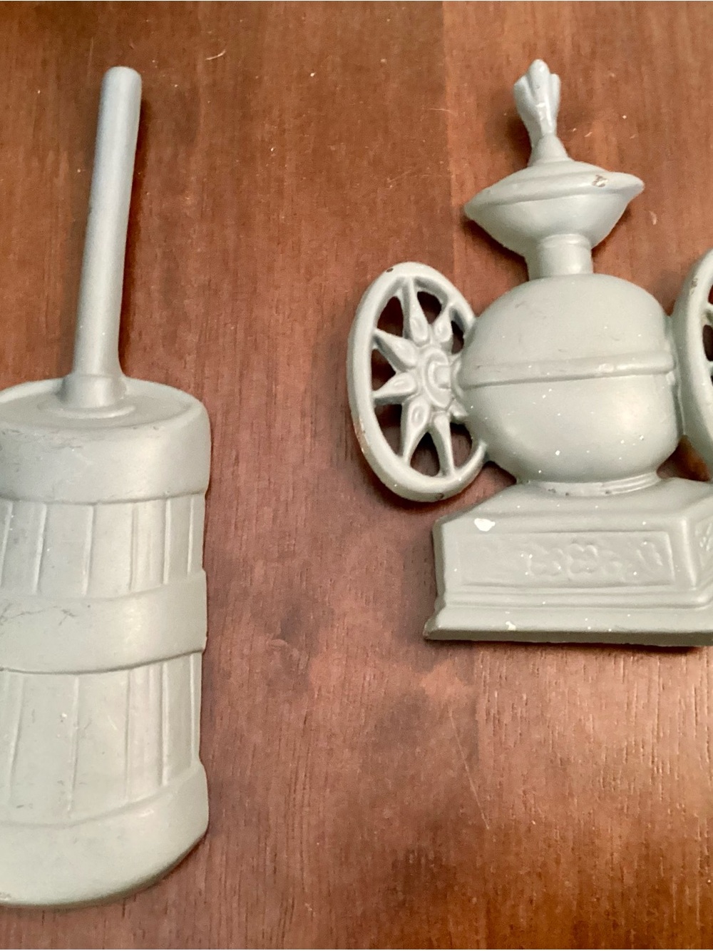 Decorative Gray Home Accent Figurines Set - Classic Wheel & Barrel Designs